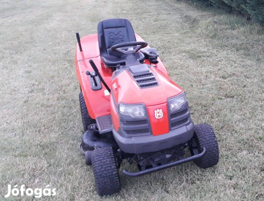 Fűnyíró traktor Husqvarna CT 151