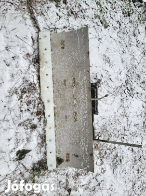 Fűnyíró traktor / kerti kis traktor / tólólap - hótoló