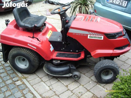 Fűnyiró traktor eladó 16 lovas