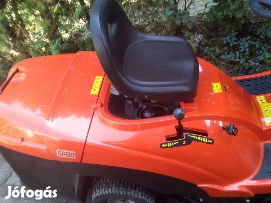 Fűnyíró traktor fűnyírótraktor Sabo 12.5 Lóerős Briggs motor újszerű