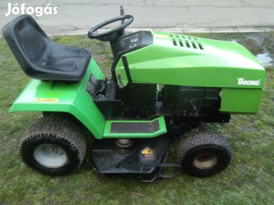 Fűnyíró traktor fűnyírótraktor Viking