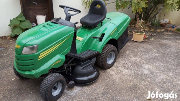 Fűnyíró traktor fűnyírótraktor szezonra felkészítve