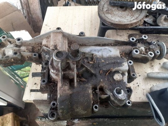 Fűnyíró traktor váltó tecumseh