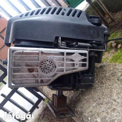 Fűnyírómotor Briggs Quantum 55 önindítós