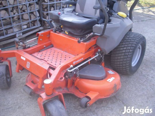 Fűnyirótraktor Diesel Husgvarna PZ 29 D