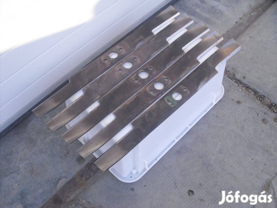 Fűnyirótraktor kés Toro-egyéb