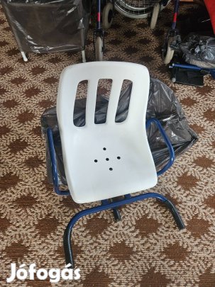 Fürdető szék kádhoz!