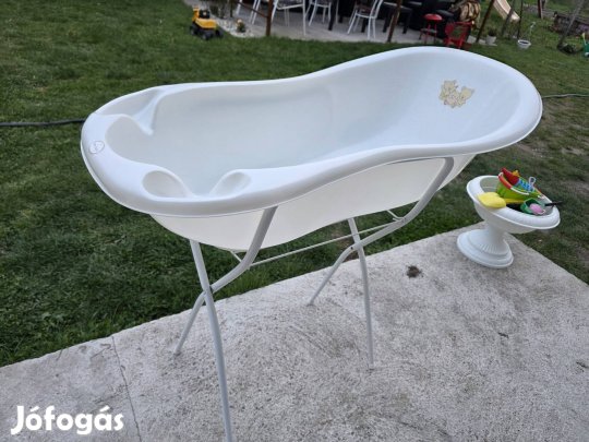 Fürdetőkád álvánnyal 102 cm