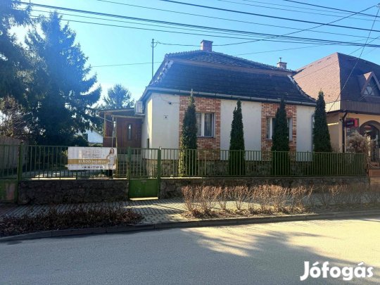 Fürdőközeli családi ház Komáromban