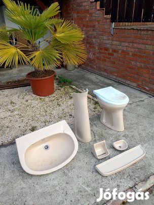 Fürdőszoba Szaniter egyben wc csésze mosdó kagyló polc szappan tartó