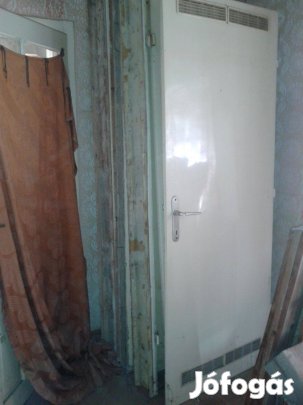 Fürdőszoba ajtó tokkal együtt eladó