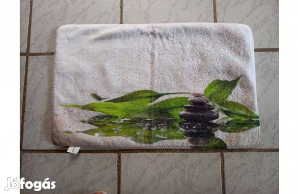 Fürdőszoba szőnyeg, plüss kád kilépő 72 x 45 cm - Új