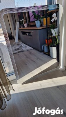 Fürdőszobai LED tükör 74x90 cm, teljesen új