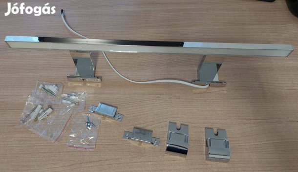 Fürdőszobai tükör fölötti LED lámpa