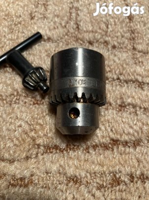 Fúrótokmány kulccsal