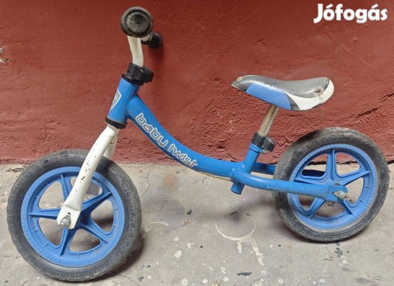 Futóbicikli Boráros térnél