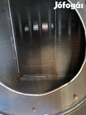 Fűtőkalorifer melegvizes Hőcserélő