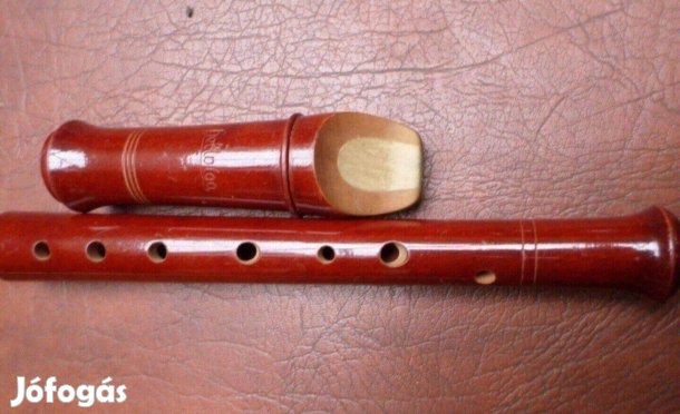 Fuvola mahagóni fa Herwiga