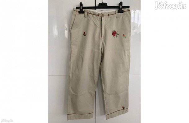 GAP bézs elegáns capri fazonú női nadrág M