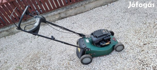 GGP Italy fémházas 48cm széles Briggs&Stratton benzines önjáró fűnyíró