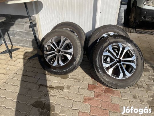 GLC (x253) gyári 17" alufelni szett guminyomás szenzorral