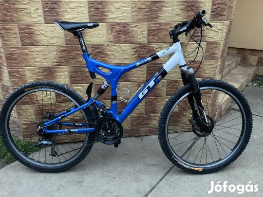 GT idrive 4.0 26" kerékpár