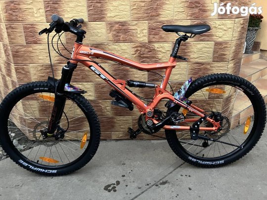 GT sensor 26" kerékpár