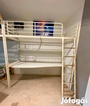 Galériaágy íróasztallal és polccal - helyspóroló szuper megoldás!