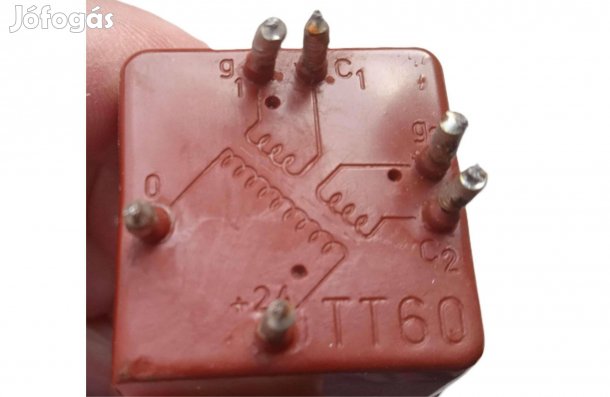 Galvanikusan leválasztott Triac-gyújtótrafó