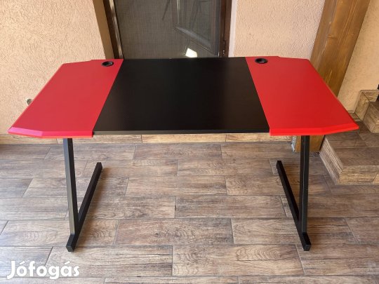 Gamer Asztal 120x60x74