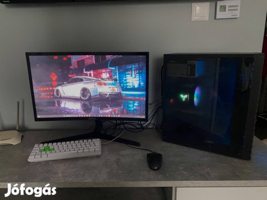 Gamer Pc és monitor