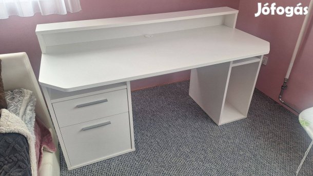 Gamer számítógépasztal, íróasztal eladó