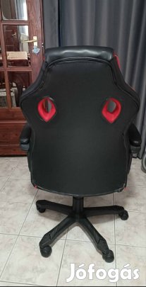 Gamer szék kiváló állapotban eladó 