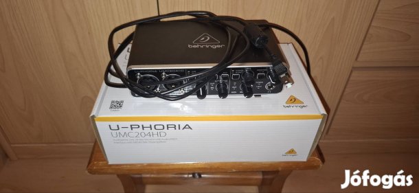 Garanciális Behringer UMC204HD