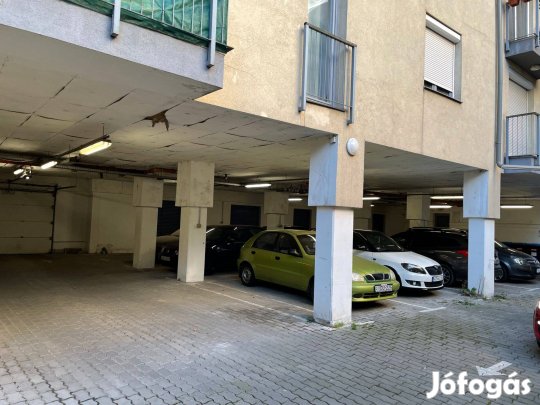 Garázs, beállóhely kiadó 8. kerületben