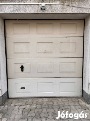 Garázs eladó Pihenőkereszt lakóparkban