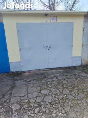 Garázs kiadó Dunaújvárosban!