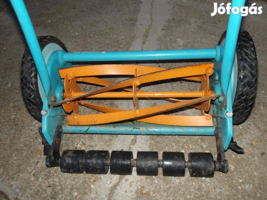 Gardena 300 hengerkéses tológatós fűnyíró