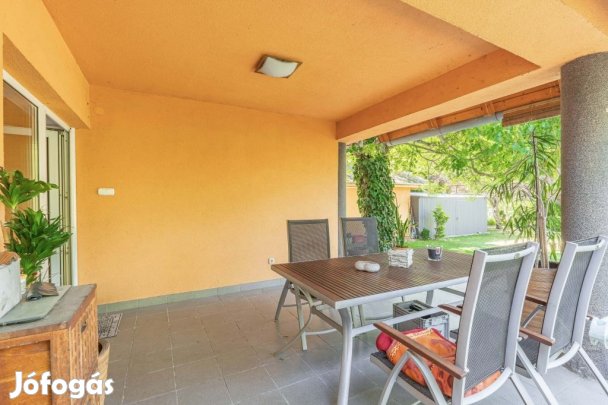 Gárdonyi 176 nm-es ház eladó