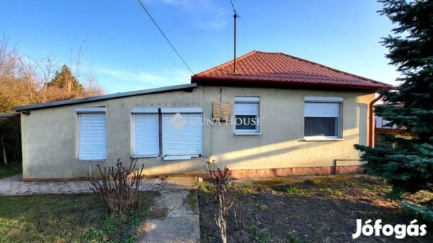 Gárdonyi 59 nm-es ház eladó