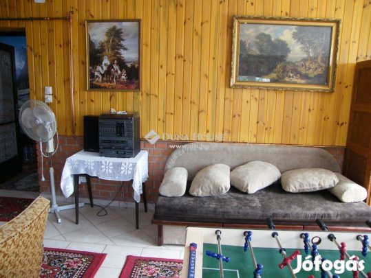 Gárdonyi 70 nm-es lakás eladó