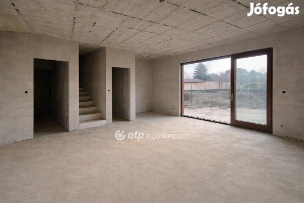 Gárdonyi eladó 123 nm-es ház