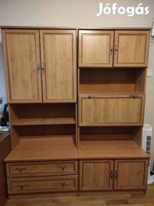 Gardrób szekrénysor