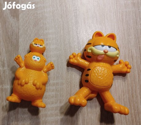 Garfield figurák - pocakot nyomva hangot ad a jobb oldali