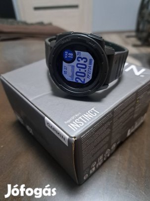 Garmin katonai karóra.