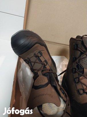 Garsport Husky vízálló túrabakancs  EU 38  új, dobozos