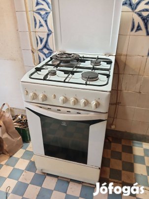 Gáz tűzhely Indesit