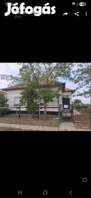 Gazdálkodásra alkalmas családi ház eladó Dévaványán !