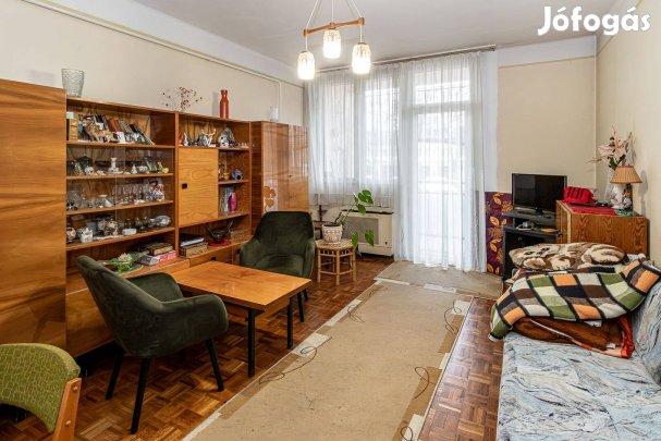 Gázfűtéses 1+1 szobás lakás a Kassai úti Campus-nál eladó