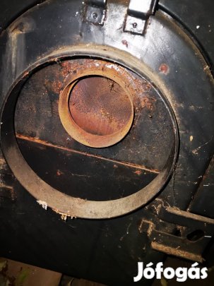 Gázkonvektor alkatrész.